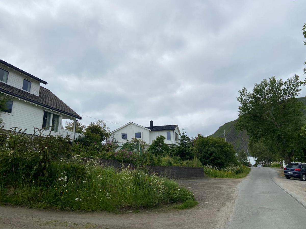 Lofoten Overnatting - Ballstad Exterior foto