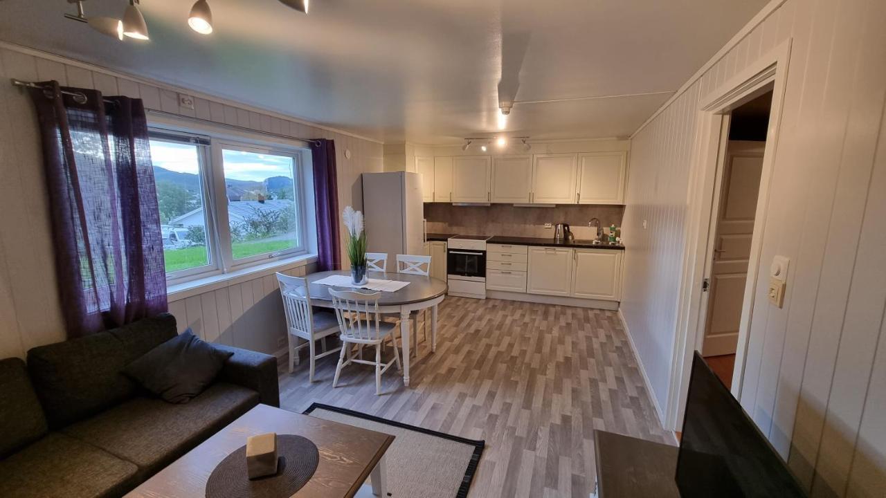 Lofoten Overnatting - Ballstad Exterior foto